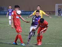 [ẢNH] Quang Hải mờ nhạt, Hà Nội FC vẫn giành trọn 3 điểm trước Hải Phòng