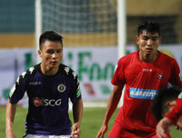 [ẢNH] Quang Hải mờ nhạt, Hà Nội FC vẫn giành trọn 3 điểm trước Hải Phòng