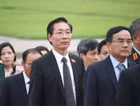 Những hình ảnh từ nghị trường Quốc hội trong ngày khai mạc kỳ họp thứ 5