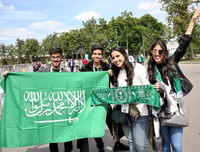 [ẢNH] Cúp vàng thế giới được đựng trong chiếc hộp hàng hiệu Louis Vuitton