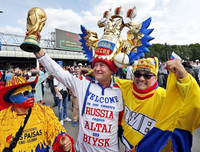 [ẢNH] Cúp vàng thế giới được đựng trong chiếc hộp hàng hiệu Louis Vuitton