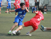 [ẢNH] Hạ trường Chuyên Nguyễn Huệ, THPT Ngô Sỹ Liên viết tiếp chuyện cổ tích