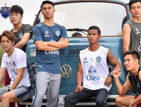 [ẢNH] Xuân Trường lạnh lùng trong vai người mẫu ảnh ở Thái Lan