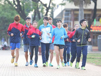 [ẢNH] Xuyên giá lạnh, luyện tập từ tờ mờ sáng để chinh phục Việt dã toàn quốc