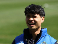 [ẢNH] Công Phượng đi xe gì ở Hàn Quốc?