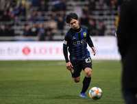 [ẢNH] Công Phượng đi xe gì ở Hàn Quốc?