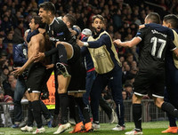 [ẢNH] M.U thua ê chề và bị loại khỏi Champions League như thế nào?