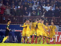 [Ảnh] Đội bóng xứ Nghệ phấn khích với chức vô địch lịch sử