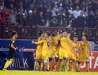 [Ảnh] Đội bóng xứ Nghệ phấn khích với chức vô địch lịch sử