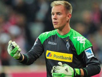 [ẢNH] Monchengladbach, CLB muốn mua Đoàn Văn Hậu từng sản sinh ra những ngôi sao nào?