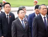 Những hình ảnh từ nghị trường Quốc hội trong ngày khai mạc kỳ họp thứ 5