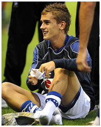 [ẢNH] Hài hước hình ảnh những sao lớn thuở còn 