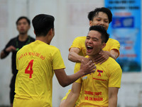 [ẢNH] Hồng Thái đá như những chiến binh, ĐKVĐ Trần Quốc Tuấn chứng tỏ bản lĩnh