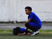 [ẢNH] Hồng Thái đá như những chiến binh, ĐKVĐ Trần Quốc Tuấn chứng tỏ bản lĩnh