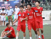 [ẢNH] THPT Xuân Mai thắng ngược THPT Thượng Cát đầy cảm xúc