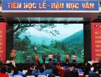 Lễ xuất quân đậm màu sắc của đương kim vô địch THPT Trần Quốc Tuấn