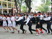 Thầy trò trường Nguyễn Thị Minh Khai tưng bừng xuất quân