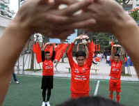 Lễ xuất quân đậm màu sắc của đương kim vô địch THPT Trần Quốc Tuấn