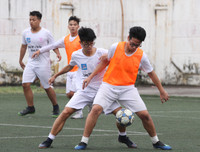 [ẢNH] THPT Việt Hoàng gây bất ngờ, THPT Trương Định thắng sát nút