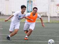 [ẢNH] THPT Việt Hoàng gây bất ngờ, THPT Trương Định thắng sát nút