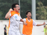 [ẢNH] THPT Việt Hoàng gây bất ngờ, THPT Trương Định thắng sát nút