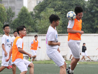 [ẢNH] THPT Việt Hoàng gây bất ngờ, THPT Trương Định thắng sát nút