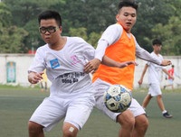 [ẢNH] THPT Việt Hoàng gây bất ngờ, THPT Trương Định thắng sát nút