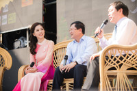 Á hậu Phương Nga về thăm trường trước ngày lên đường thi quốc tế