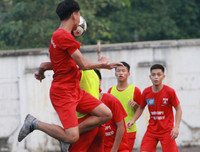 [ẢNH] Hai chiều cảm xúc sau loạt penalty đưa THPT Phùng Khắc Khoan vào vòng 1/8