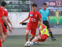 [ẢNH] Hai chiều cảm xúc sau loạt penalty đưa THPT Phùng Khắc Khoan vào vòng 1/8