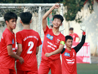 [ẢNH] 7 phút đau tim trận THPT Xuân Mai thắng sít sao THPT Marie Curie