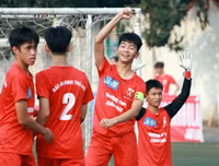 [ẢNH] 7 phút đau tim trận THPT Xuân Mai thắng sít sao THPT Marie Curie