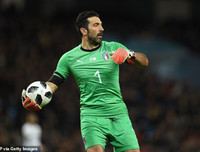 [ẢNH] 50 cầu thủ hay nhất thập kỷ (P2): Ai đủ tầm sánh ngang Ronaldo và Messi?