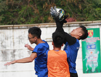 [ẢNH] Cầu thủ THPT Đông Đô gục ngã sau thất bại đáng tiếc