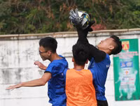 [ẢNH] Cầu thủ THPT Đông Đô gục ngã sau thất bại đáng tiếc