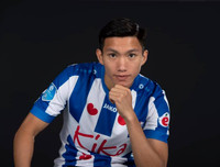 [ẢNH] Đoàn Văn Hậu tươi rói trong ngày ra mắt đội bóng Hà Lan