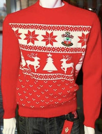 [ẢNH] Ngộ nghĩnh những chiếc áo đón Giáng sinh của các CLB Premier League