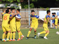 [ẢNH] ĐT Việt Nam sảng khoái tập dưới nắng Bali, chờ lấy 3 điểm từ Indonesia