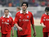 [ẢNH] 17 ngôi sao Bayern Munich từng 'rút ruột' đối thủ tại Bundesliga