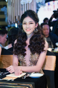 Á hậu Thanh Tú hóa thân thành Nữ hoàng Cleopatra