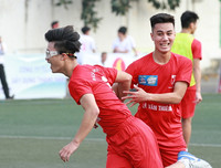 [ẢNH] THPT Lê Văn Thiêm: Quá nhanh, quá nguy hiểm!