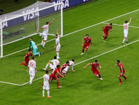 [ẢNH] Ăn mừng cảm xúc, cầu thủ Iran lại chưng hửng vì bị VAR 