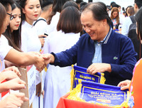 [Ảnh] Sôi nổi ngày khai màn sân chơi bóng đá học sinh THPT lớn nhất Hà Nội