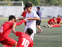 [ẢNH] Thủng lưới trước, THPT Trương Định thắng ngược đầy ngoạn mục