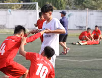 [ẢNH] Thủng lưới trước, THPT Trương Định thắng ngược đầy ngoạn mục