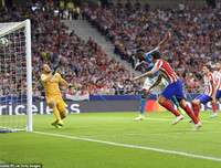 [ẢNH] Ronaldo phung phí cơ hội, Juventus mất chiến thắng trước Atletico