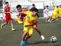 [ẢNH] So tài quyết liệt trong ngày khai mạc Giải bóng đá học sinh THPT Hà Nội 2019