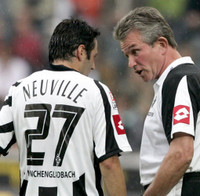 [ẢNH] Monchengladbach, CLB muốn mua Đoàn Văn Hậu từng sản sinh ra những ngôi sao nào?