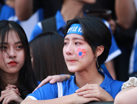 [ẢNH] THPT Lê Văn Thiêm, dù thế nào cổ động viên vẫn luôn ở bên các bạn!