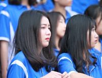 [ẢNH] THPT Lê Văn Thiêm, dù thế nào cổ động viên vẫn luôn ở bên các bạn!